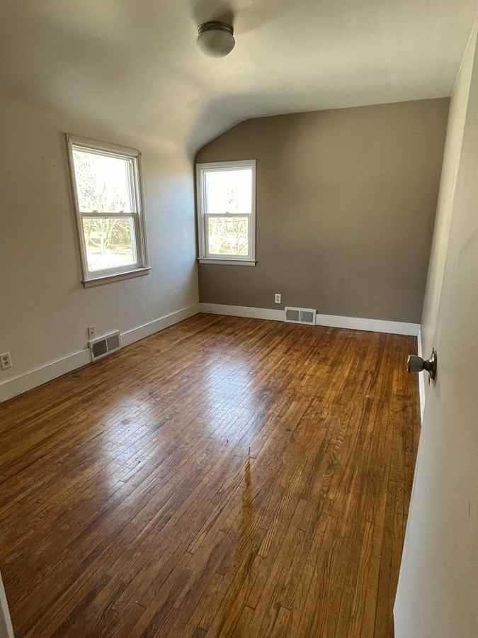 217 West Cass Street #2W - Photo 5 of 7