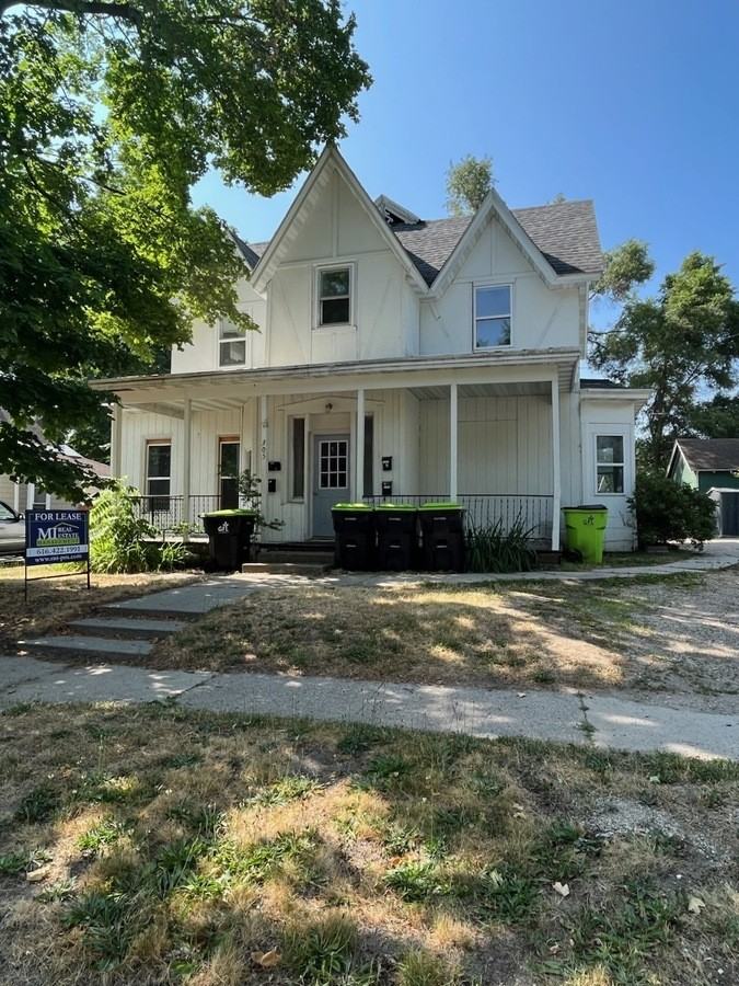 305 East Grove Street #4