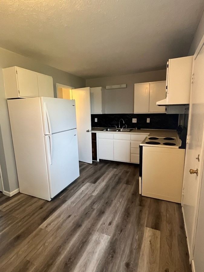 631 136th Avenue #3 - Photo 2 of 11