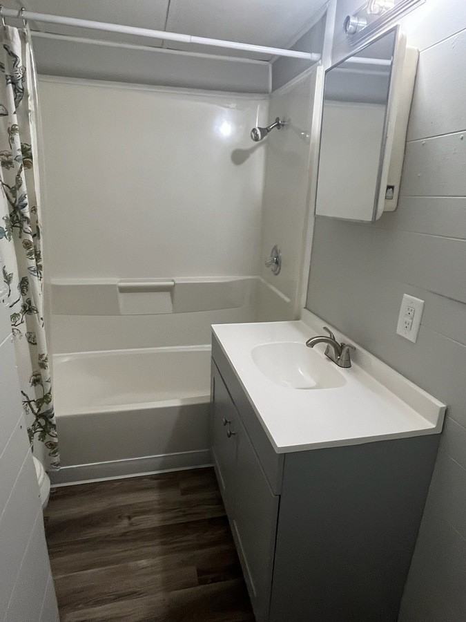 3895 Oakes St Sw #3895 - Photo 3 of 8