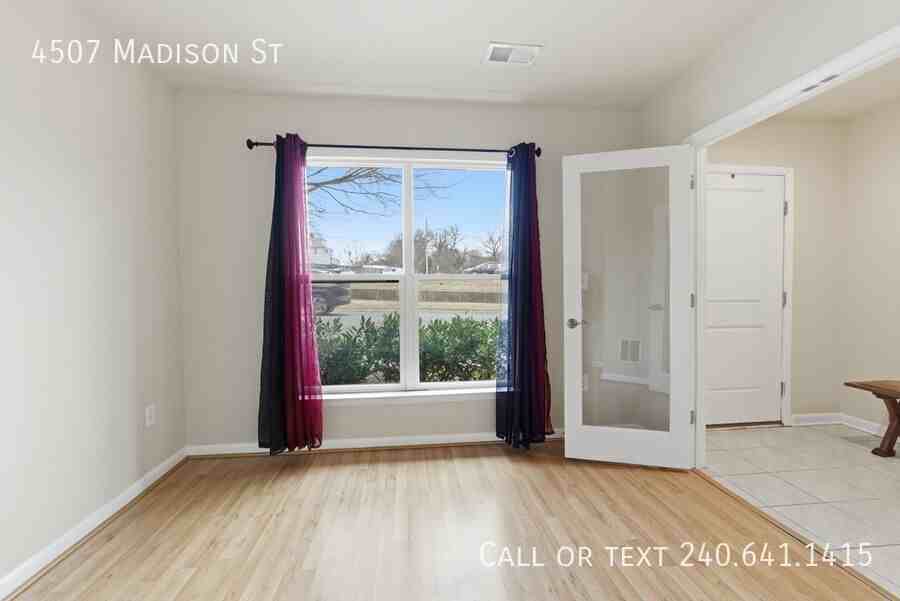 4507 Madison St - Photo 3 of 37