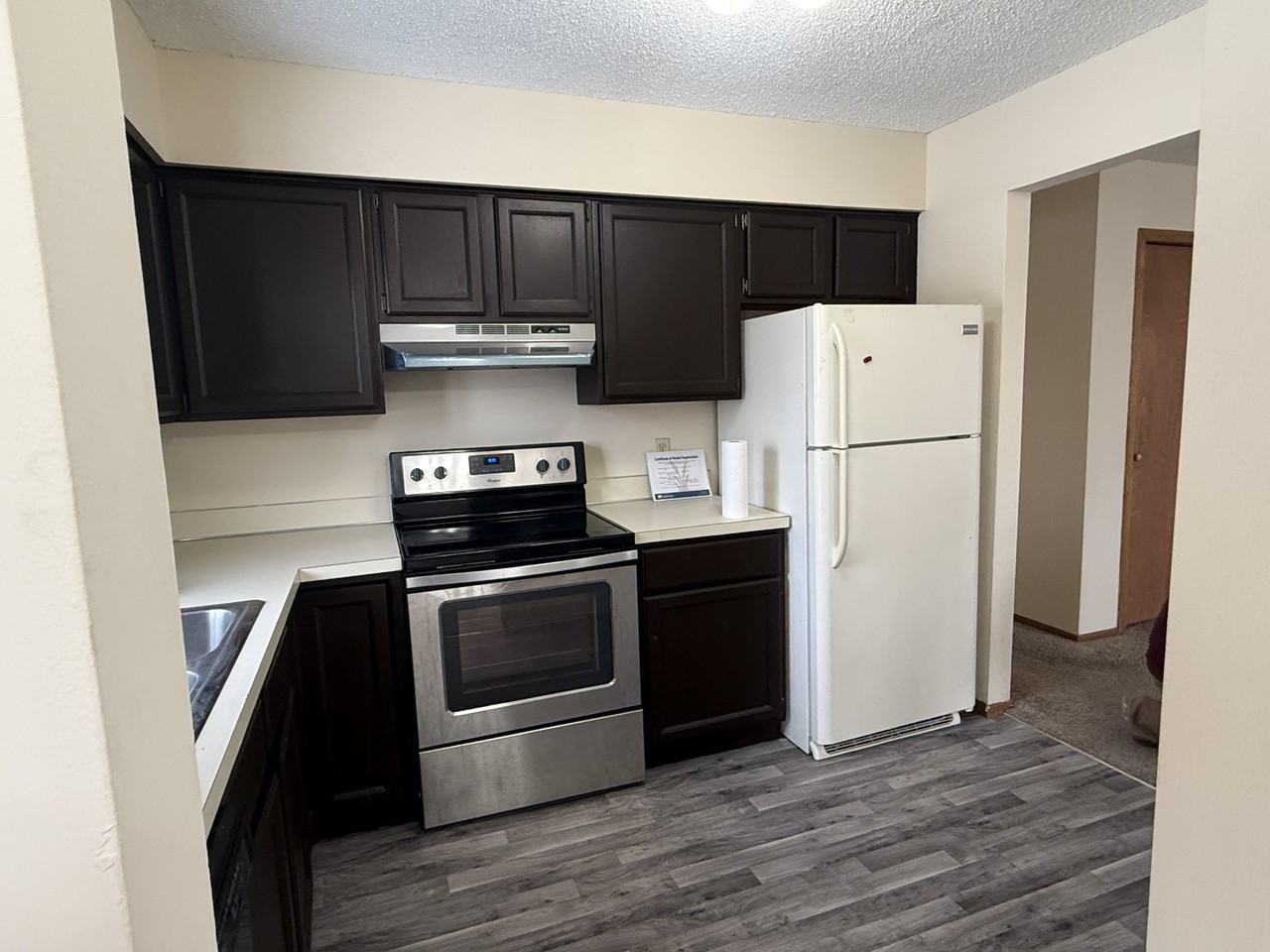 2528 Birchview Lane - Photo 6 of 29