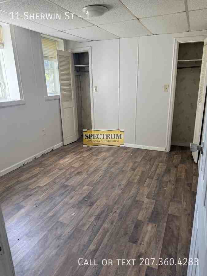 11 Sherwin St #1 - Photo 3 of 9