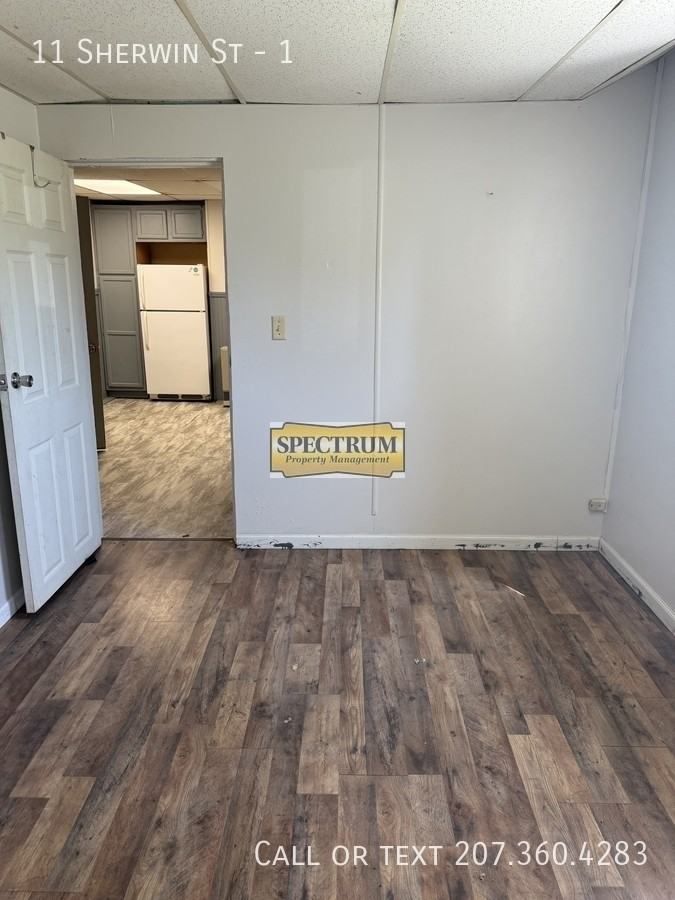 11 Sherwin St #1 - Photo 4 of 9