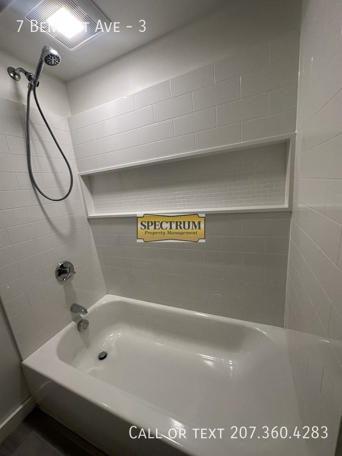 7 Bennett Ave #3 - Photo 4 of 5