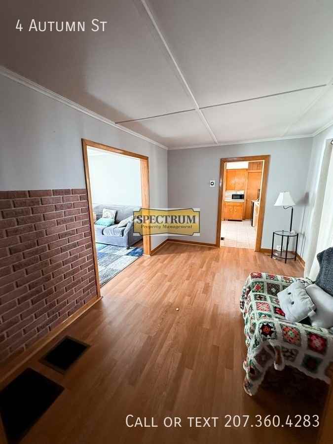 4 Autumn St - Photo 6 of 22