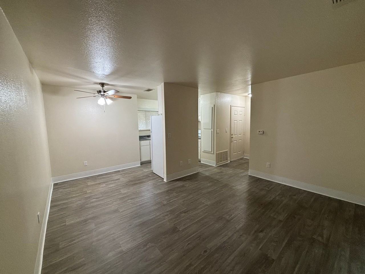 Valley Oaks Apartment - Photo 6 of 16