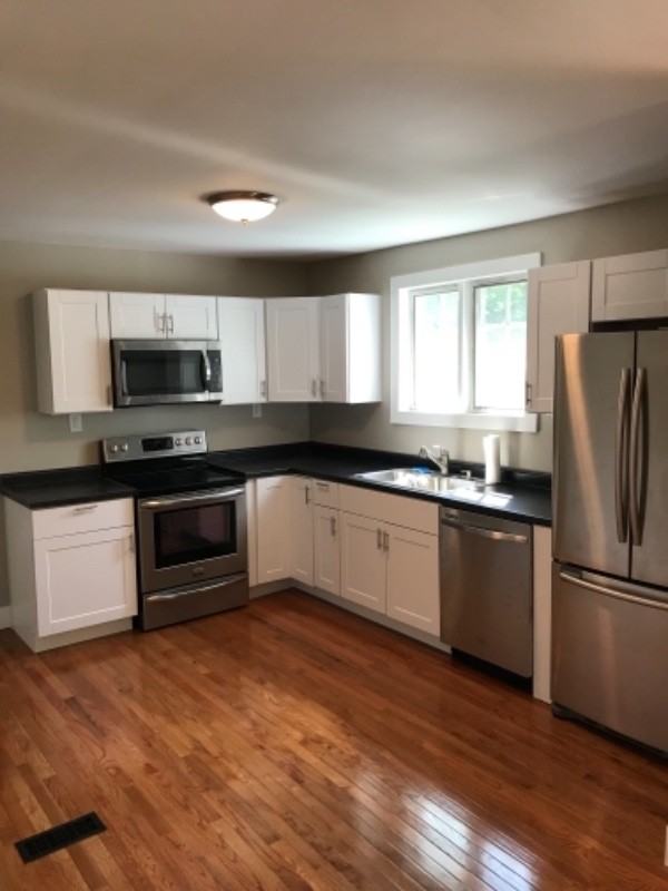 916 Burris Avenue - Photo 4 of 11