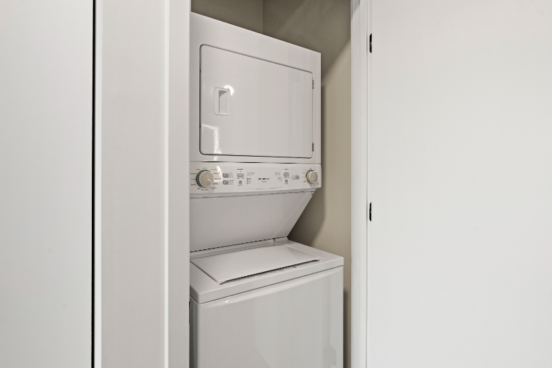 155 North Ashland Avenue - Photo 5 of 10