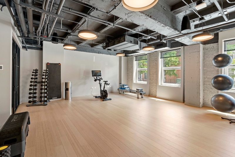 155 North Ashland Avenue - Photo 7 of 10