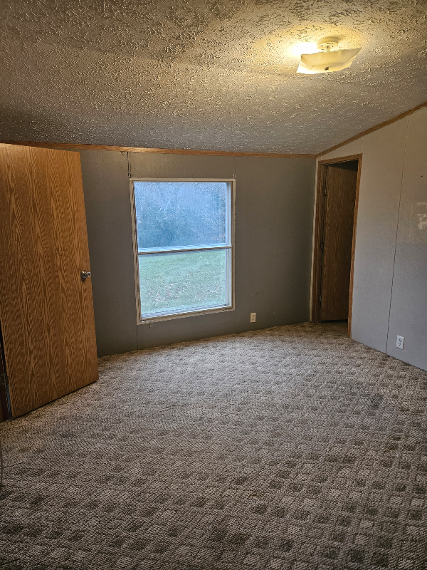 910 Roach Road - Photo 5 of 11