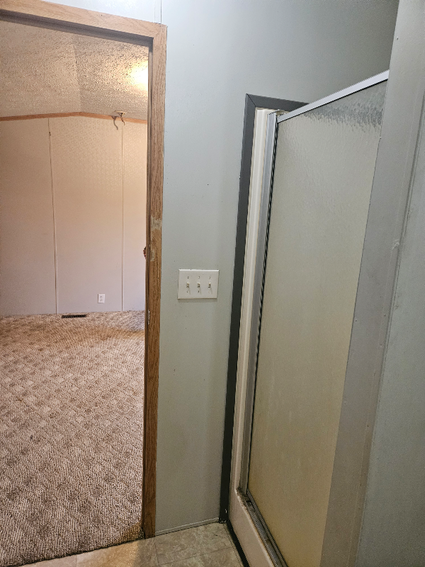 910 Roach Road - Photo 7 of 11