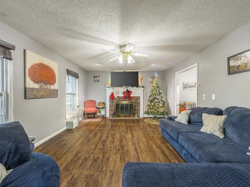 4816 Mockingbird Lane - Photo 5 of 18