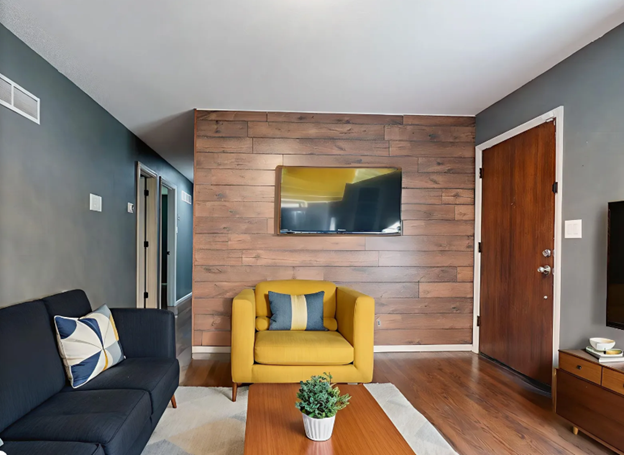 3909 S Marshall Dr - Photo 4 of 20