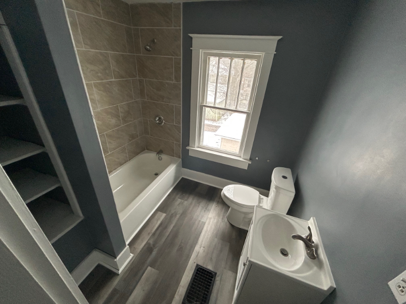 32 Marie Avenue #32-34 - Photo 5 of 9