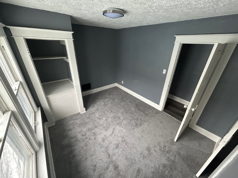 32 Marie Avenue #32-34 - Photo 7 of 9