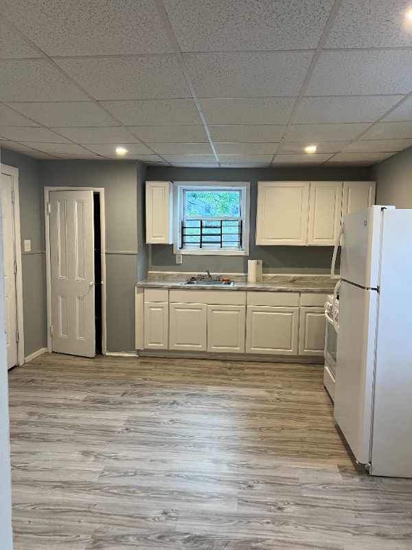 203 North Main Street - Photo 3 of 9