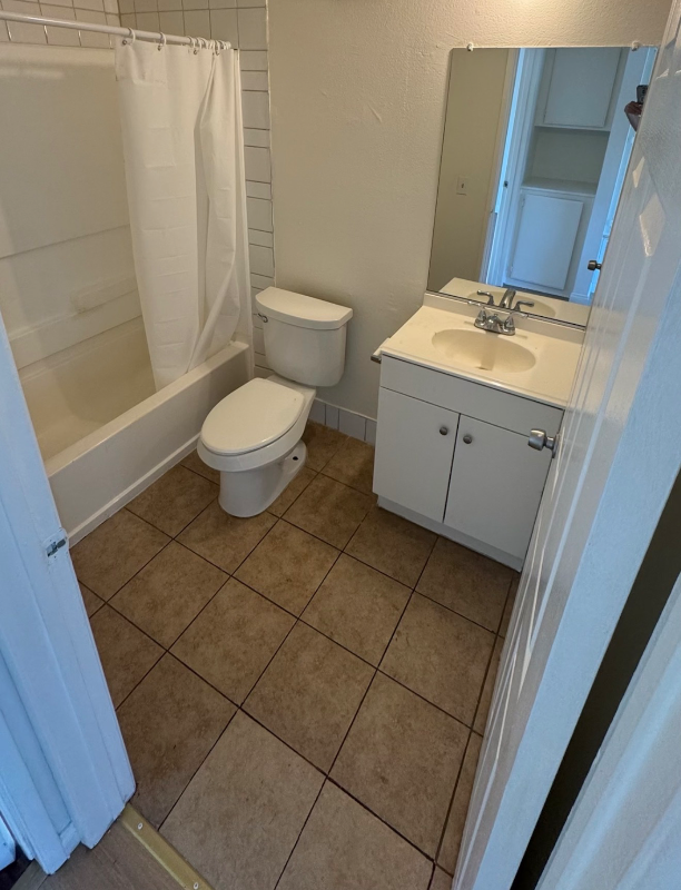 8623 Cedros Avenue #18 - Photo 7 of 9