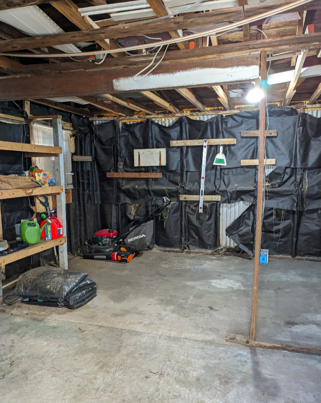 632 Avenue B - Photo 7 of 8