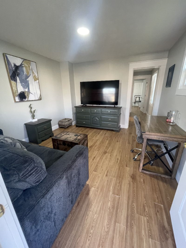 1308 North Gladstone Avenue #1308 - Photo 6 of 11