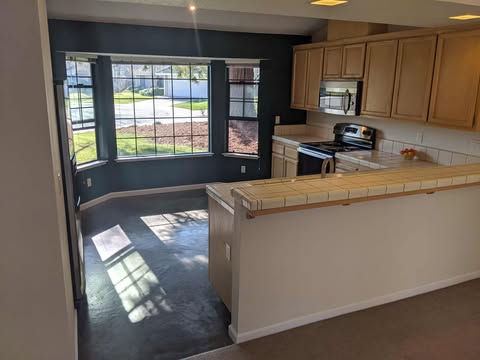 2949 Paragon Way - Photo 2 of 20