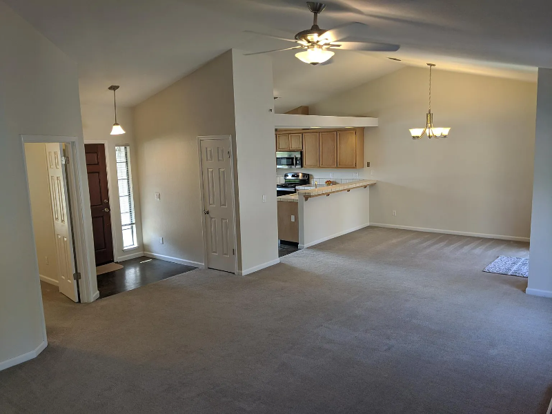 2949 Paragon Way - Photo 6 of 20