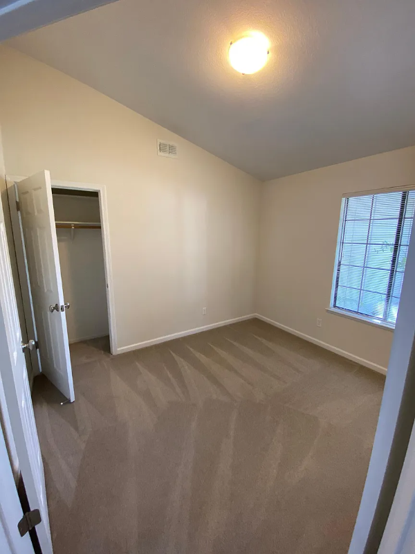 2949 Paragon Way - Photo 7 of 20