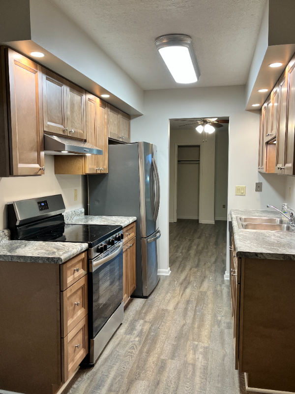 914 Weston Court #914 - Photo 2 of 5