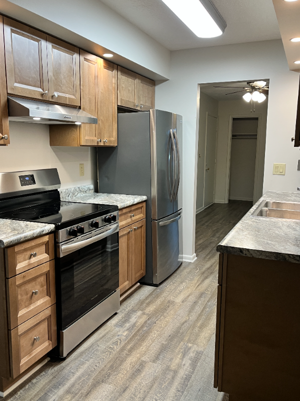 914 Weston Court #914 - Photo 3 of 5