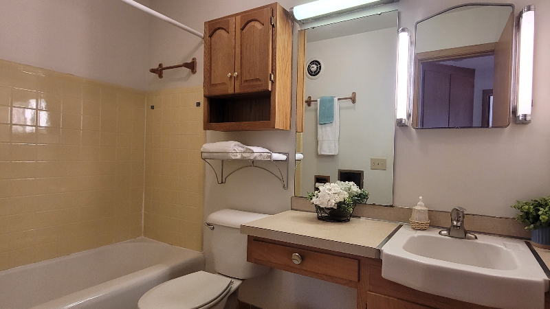 922 High Street #1 - Photo 5 of 10