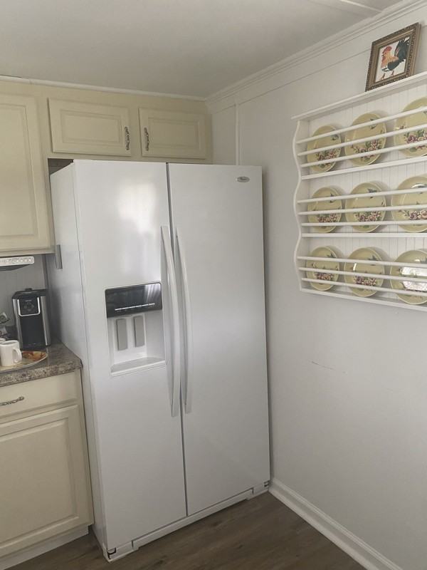 805 1st Street Northeast - Photo 6 of 13