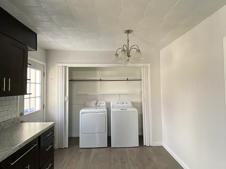 31 North Park Avenue - Photo 7 of 19