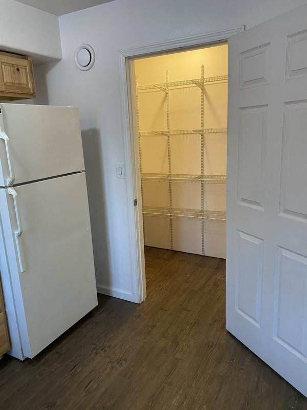 305 Sarah Street #B - Photo 2 of 16