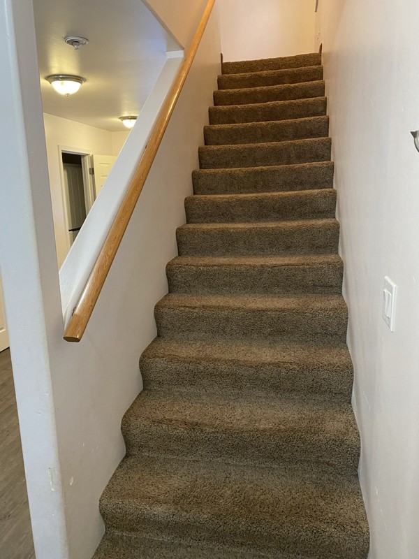 305 Sarah Street #B - Photo 6 of 16