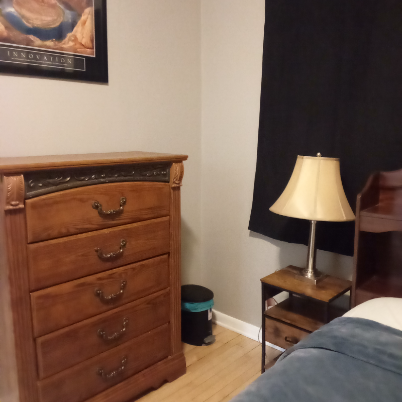 1031 College Street - Photo 2 of 8