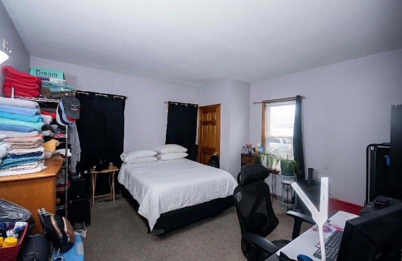 105 Chestnut St #1 - Photo 5 of 5