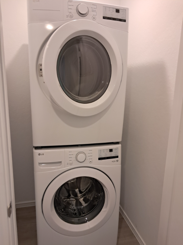 3819 Millbrook Way - Photo 5 of 20