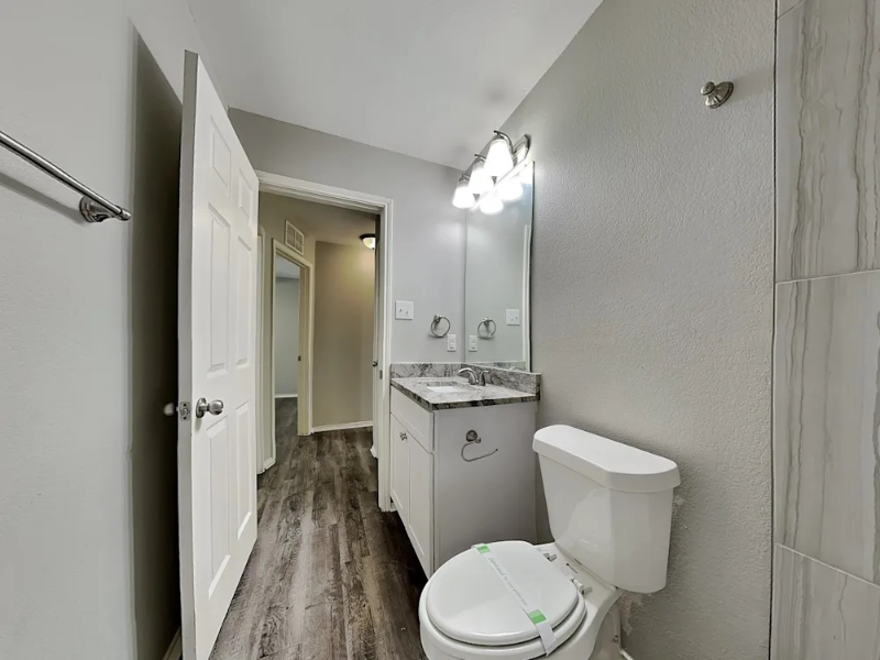 118 Abelia Drive - Photo 2 of 15