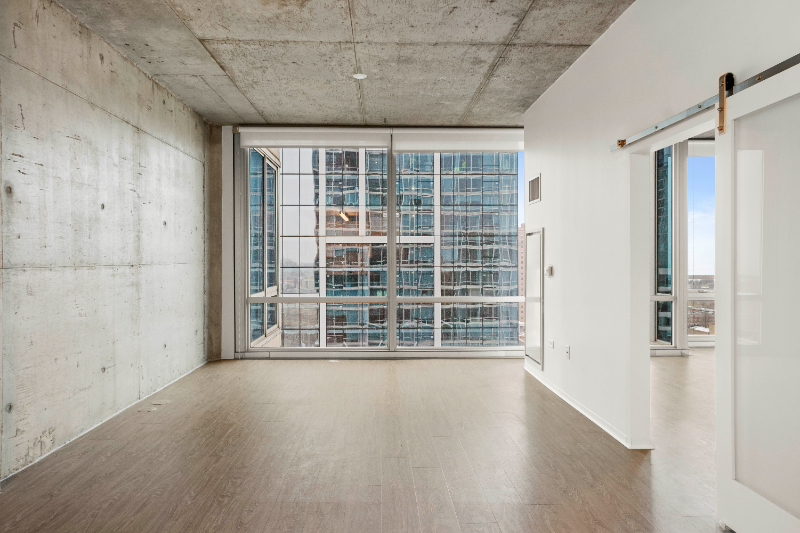 1425 S State St - Photo 3 of 11