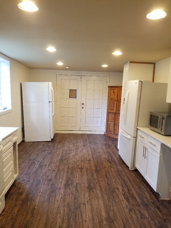 20729 1st Avenue South - Photo 6 of 8