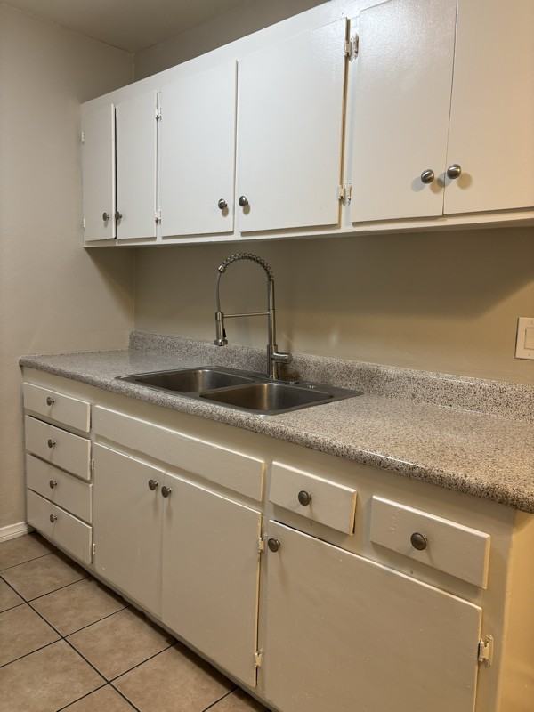 518 North Anna Drive #518K - Photo 2 of 8