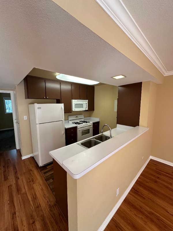 338 Arroyo Drive #B - Photo 2 of 14