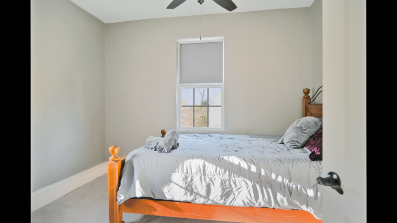 511 Blades Avenue - Photo 5 of 17