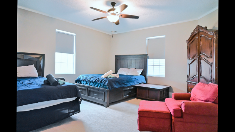 511 Blades Avenue - Photo 7 of 17