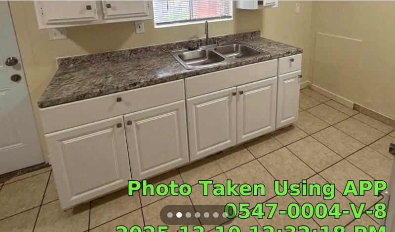 508 28th Street #D - Photo 2 of 7