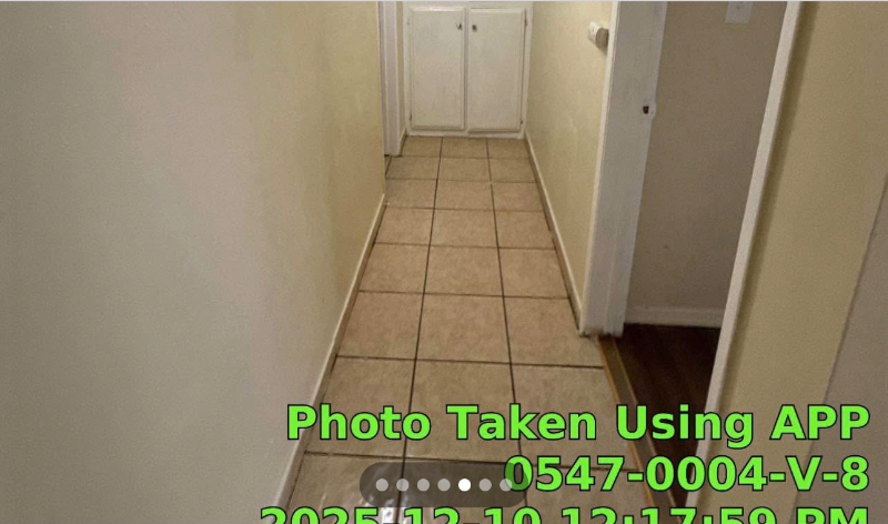 508 28th Street #D - Photo 5 of 7