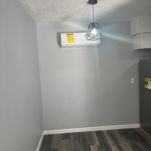 901 Shallowford Road - Photo 3 of 10