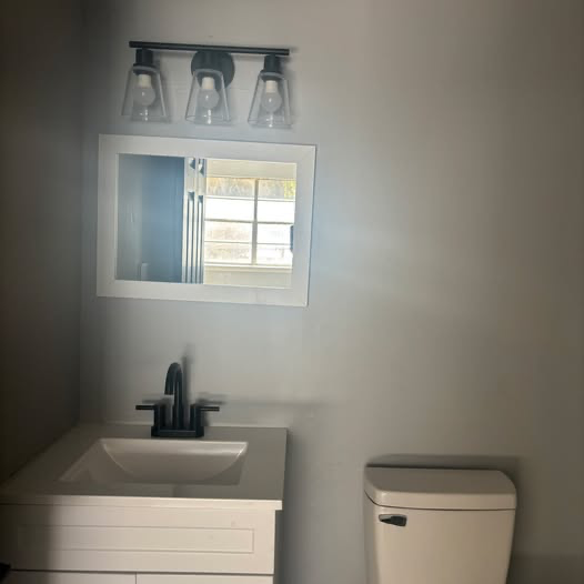 901 Shallowford Road - Photo 5 of 10