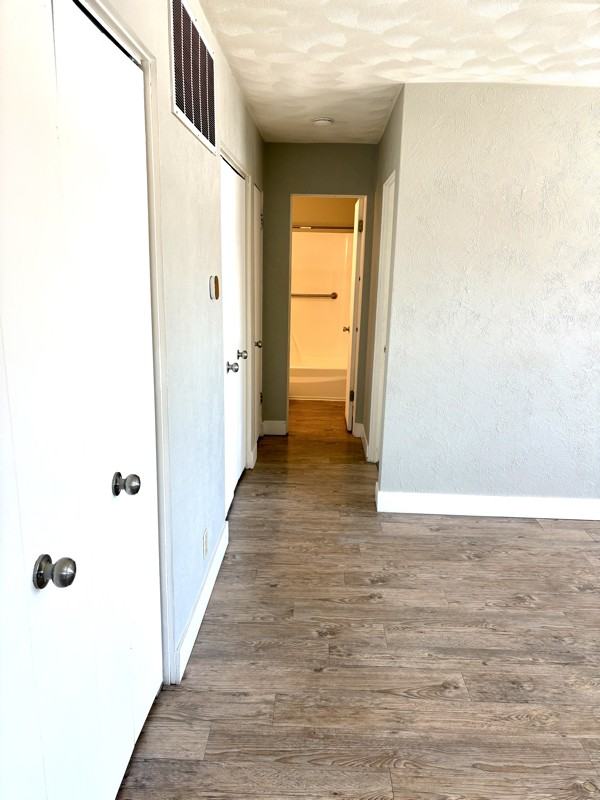 4026 N Illinois Ave #10 - Photo 7 of 16