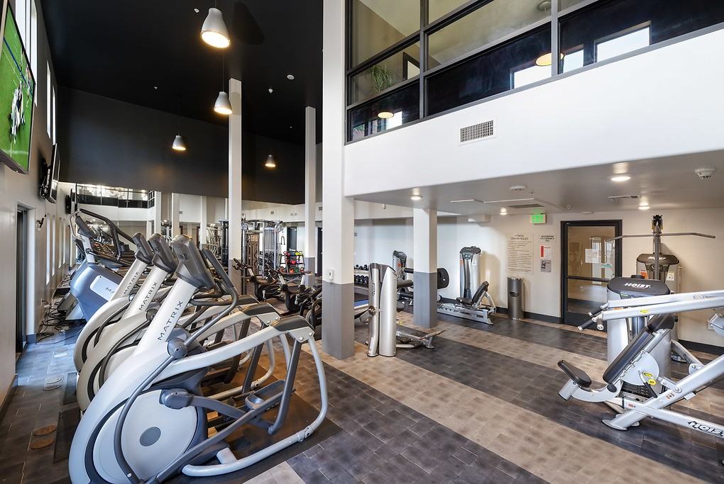 5600 Wilshire - Photo 4 of 50